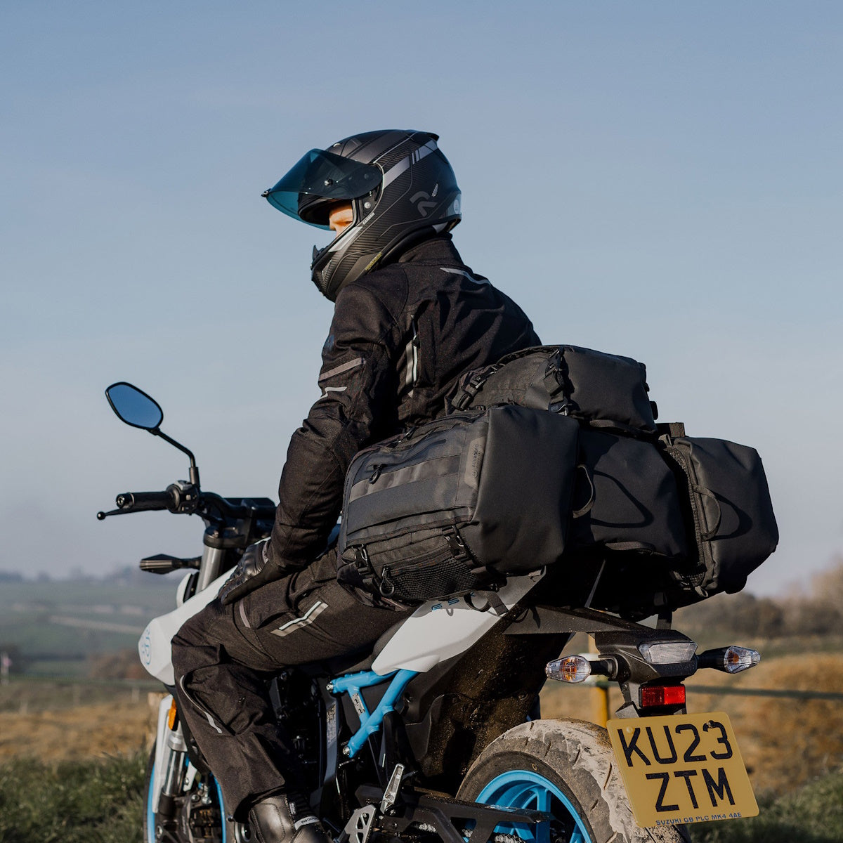 Oxford Atlas T-20 Advanced Tourpack Black