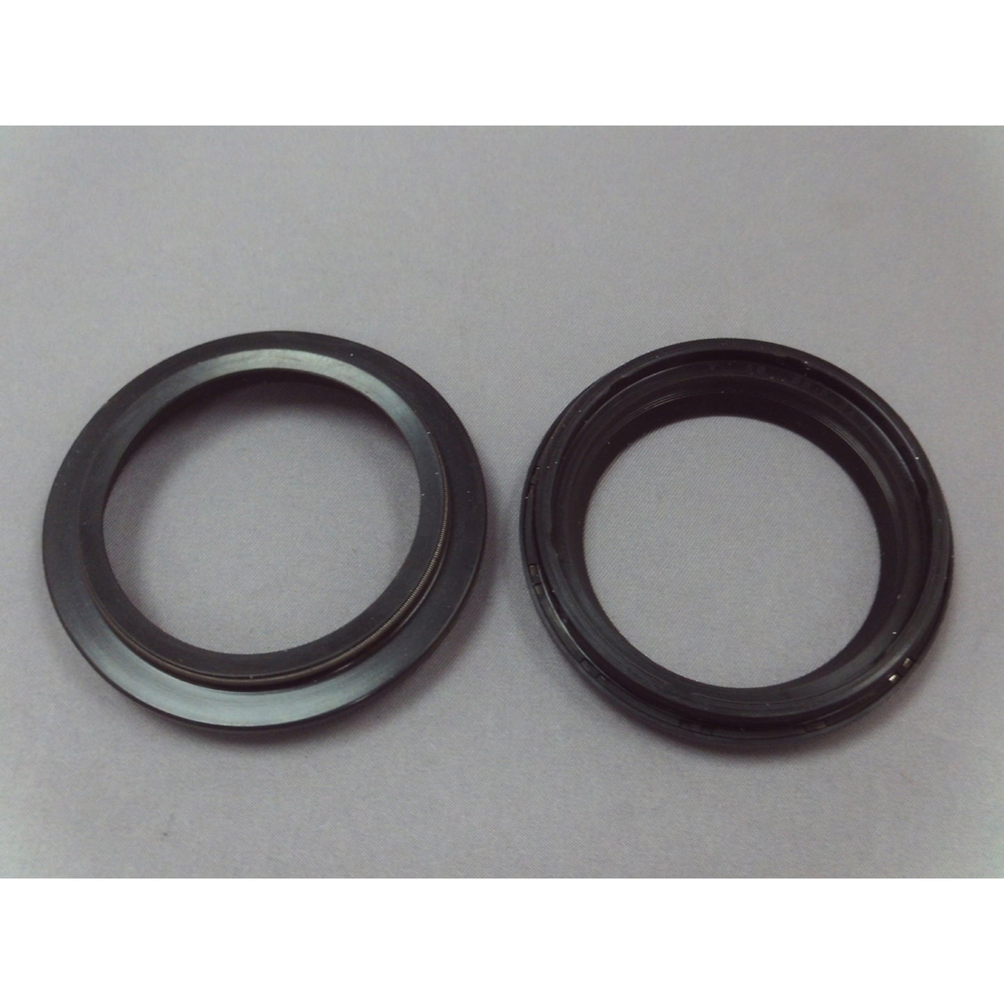 26x35.5x6 Ari Fork Dust Seals