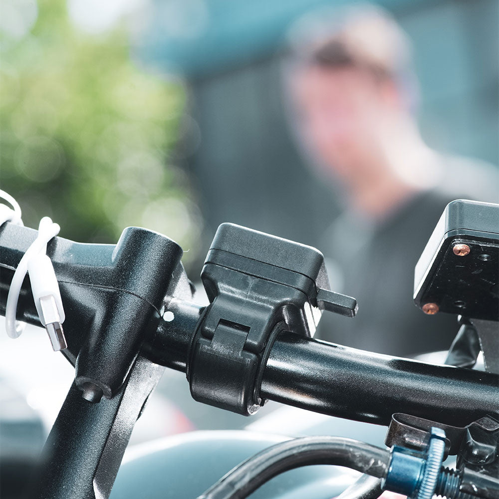 Oxford OX850 CLIQR Handlebar Clamp 22mm