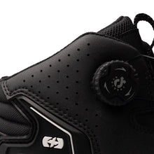 Oxford Helix Air Boot Black White