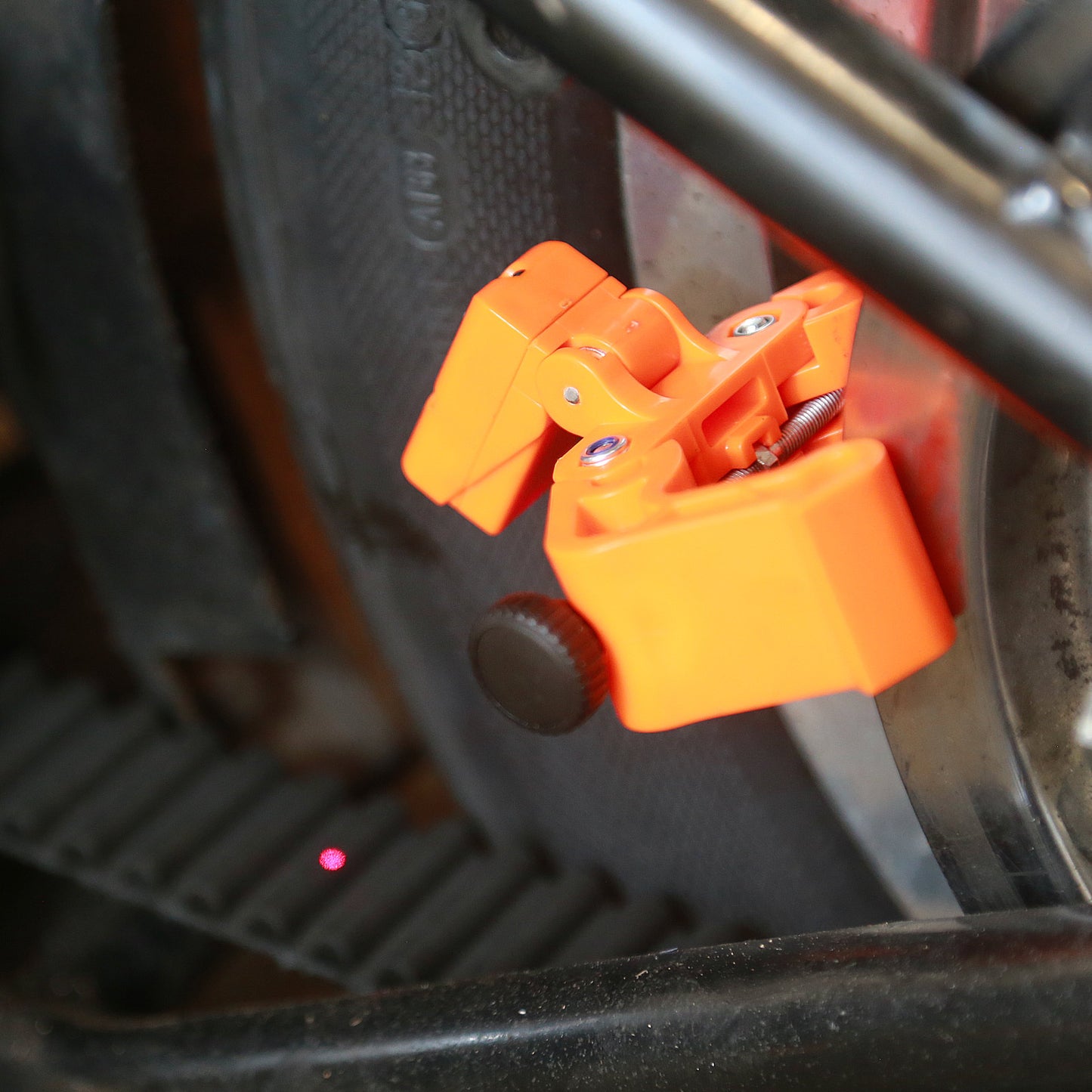 Chain Monkey Laser Alignment Tool